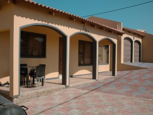  MyTravelution | JJP SELF CATERING - Three bedroom house Room